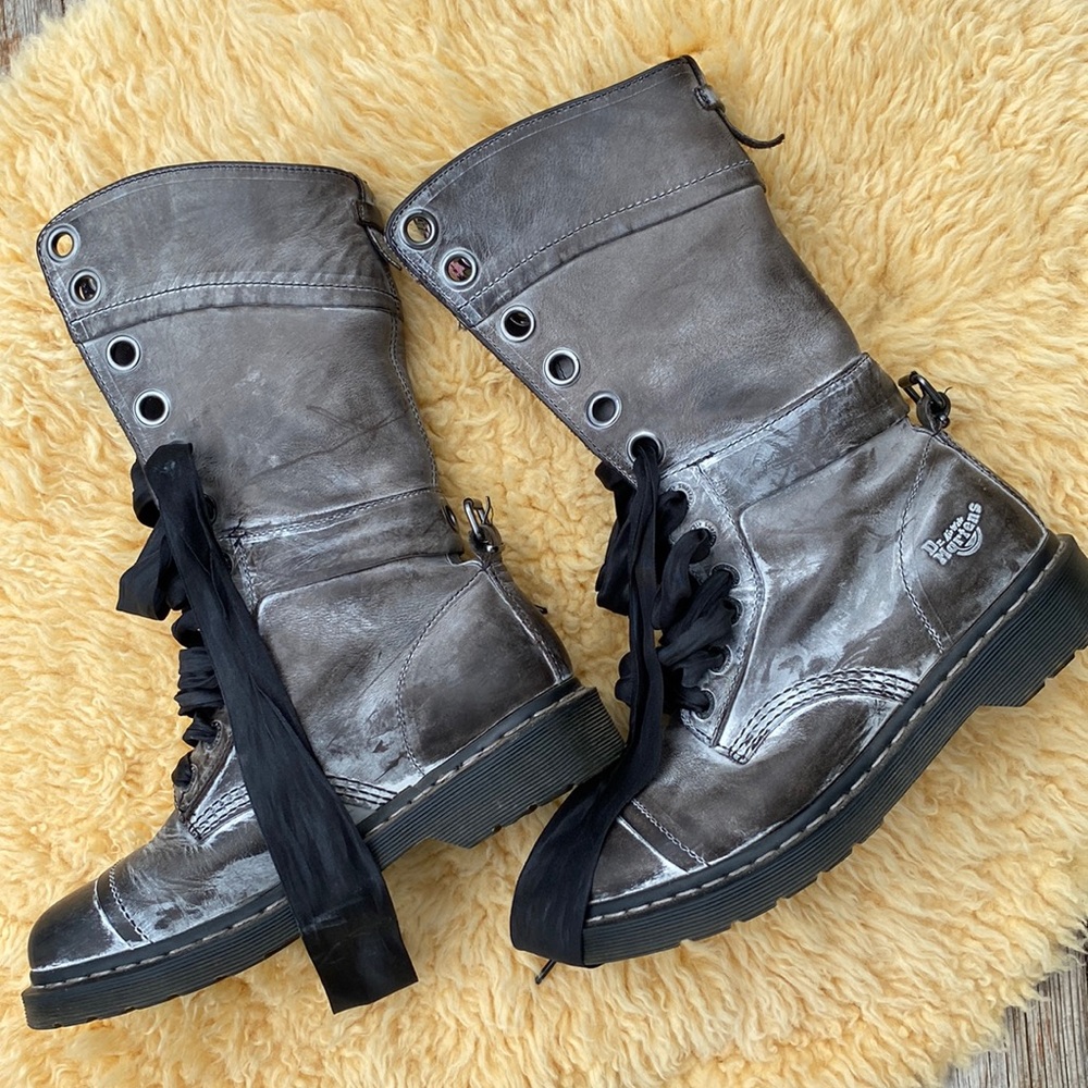 Vintage Dr. Martens Triumph 1914 Floral Boot RARE sz 8